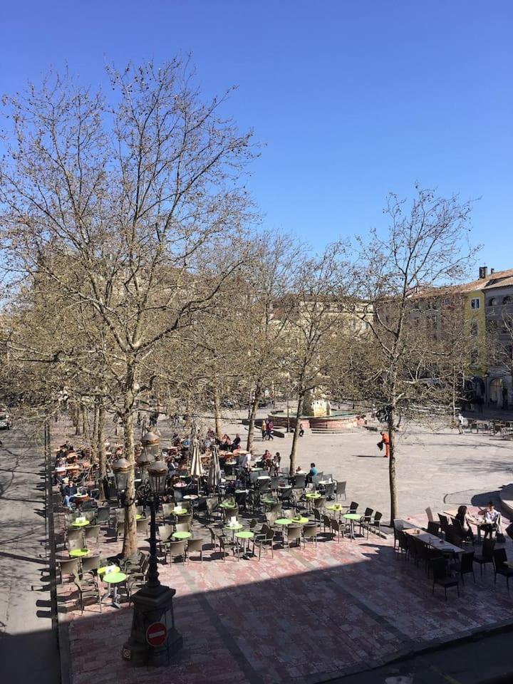 Place Carnot 卡尔卡松 外观 照片